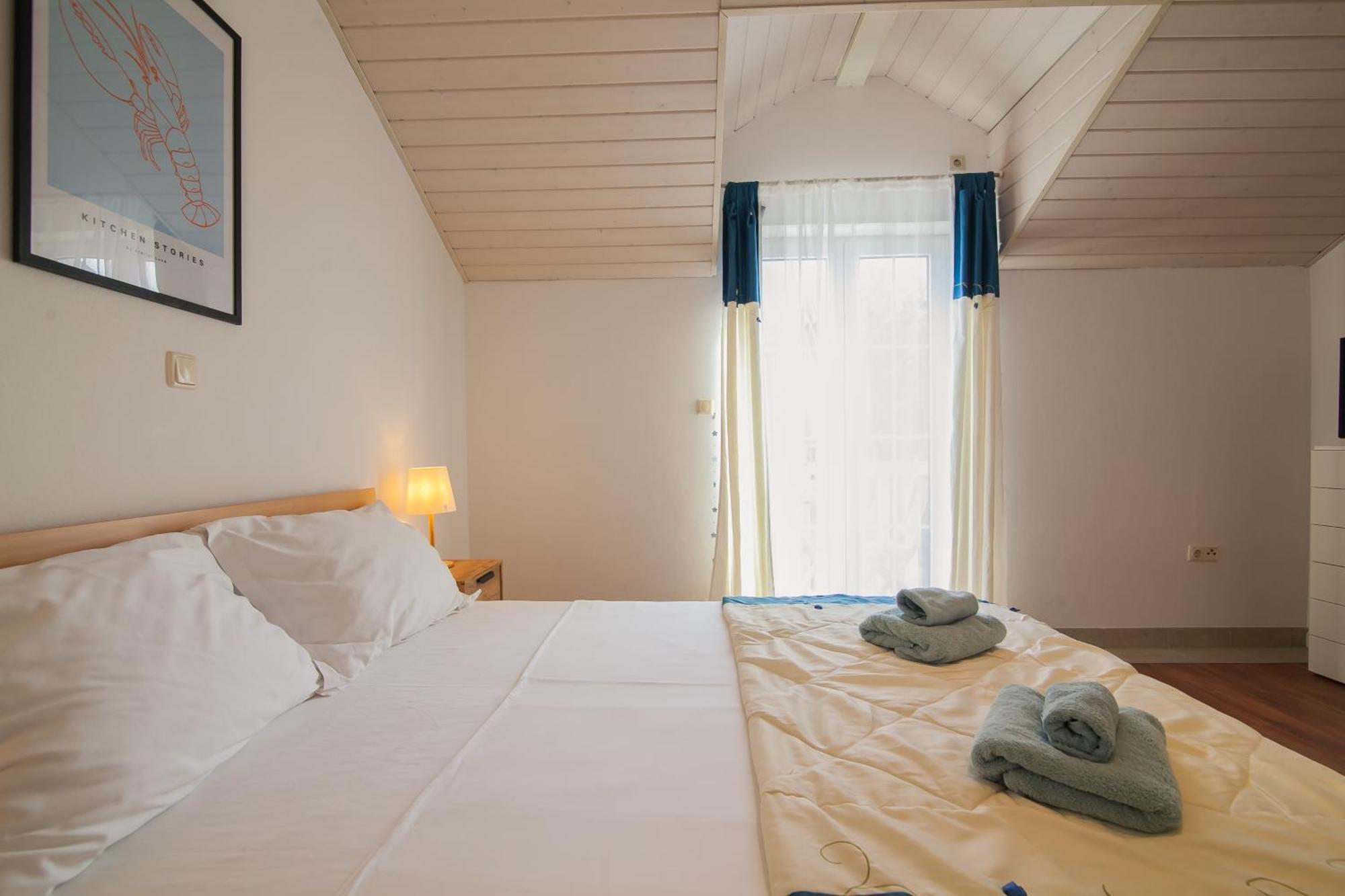 Helvetia Sunny Apartments Bol Eksteriør bilde