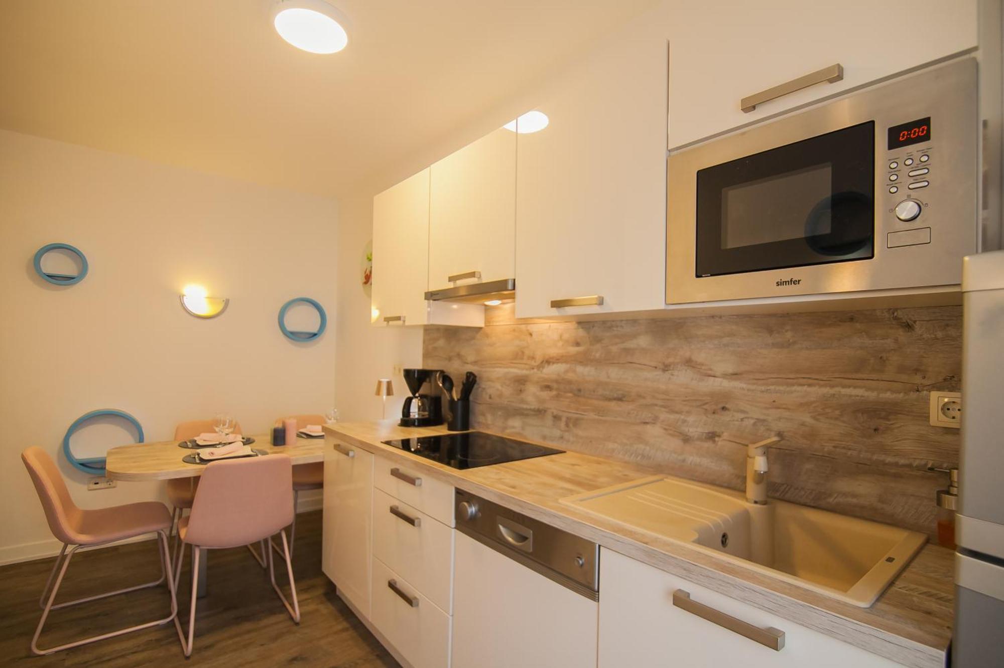 Helvetia Sunny Apartments Bol Eksteriør bilde