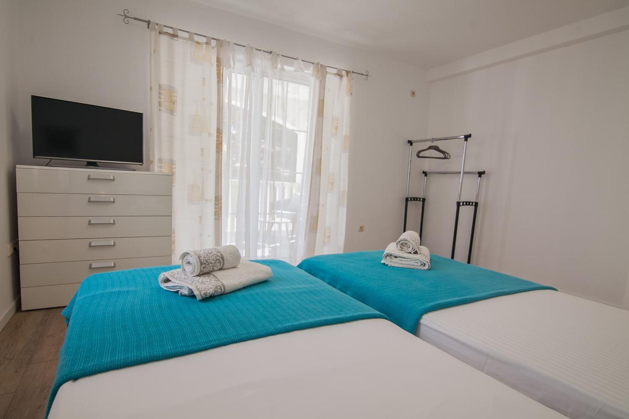 Helvetia Sunny Apartments Bol Eksteriør bilde