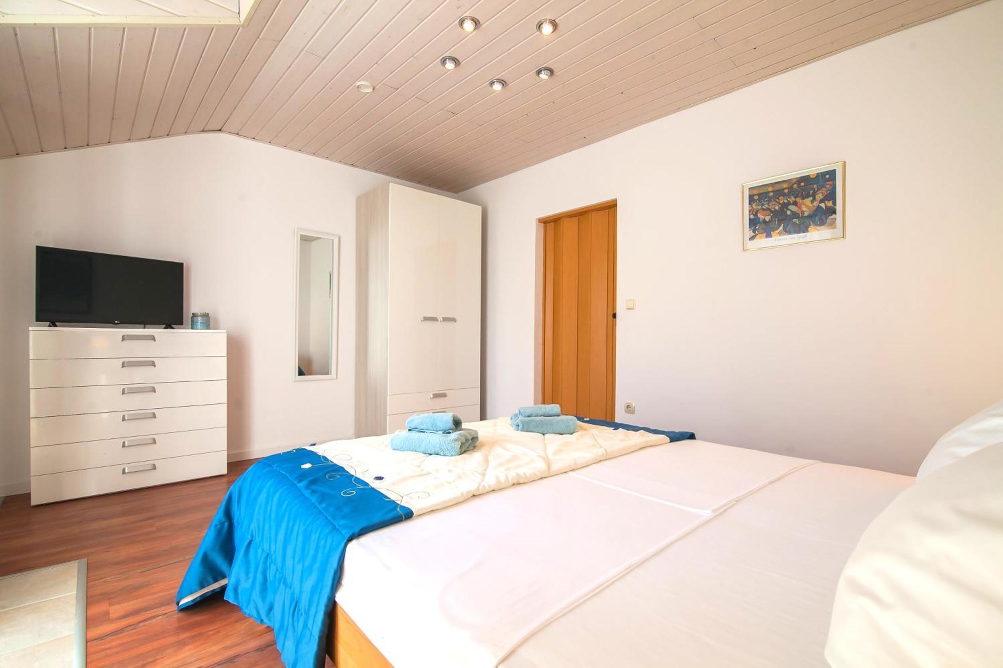 Helvetia Sunny Apartments Bol Eksteriør bilde